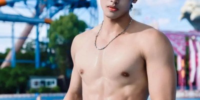 退役运动员，高颜值搭配恰到好处的腱子肉