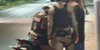 泰国警察路边查处方药和rush？游客需要支付高额泰铢罚款？