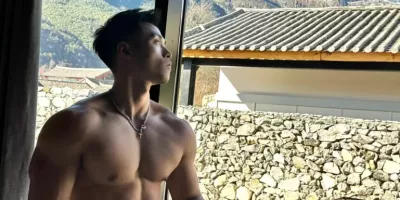 川渝黑皮八块腹肌健身私教，当你一天男朋友怎么样？