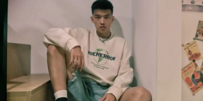 湖南寸头薄肌男大，又man又可爱！