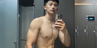 21岁185CM双开门肌肉帅哥，元气小狼狗私教堪比体育生！