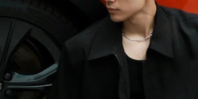 井太鹿比3月为了礼物风波退圈，现越来越精致了