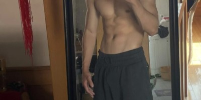 北体大二肌肉体育生运动男大也太可了！鼻子好大呀！