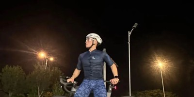 又一枚兵哥脱了自拍，哇喔长腿粗壮实力太强大啦！