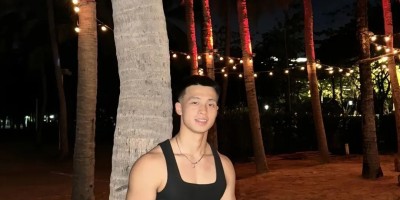 182cm阳光肌肉兵哥哥，肌肉线条太硬了！