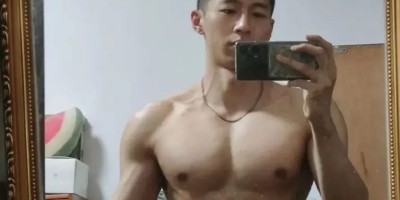 185cm泳池黑皮寸头小哥，阳刚之气十足