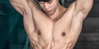 天使的颜值，魔鬼的身材，极品肌肉猛男