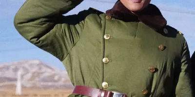 侯雯元综艺泳裤穿太低啦，腹毛这么性感实力大出圈！