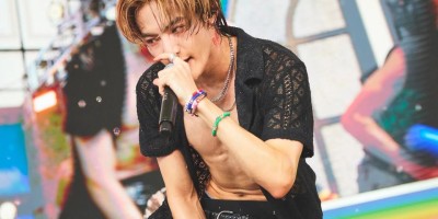 New郑明心大方公开沐浴照，泡沫真碍眼！