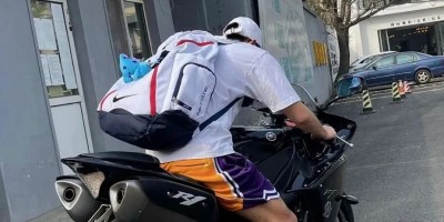 189篮球体育生，篮球社社长，白袜大长腿，学弟换不停........