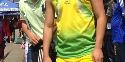 成都体院遇见的野生体育生，操场一个穿得比一个紧！