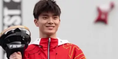 新老公攀岩帅哥伍鹏第一次脱了拍写真啦！