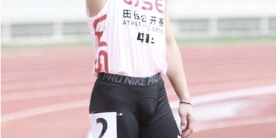 田径公开赛上穿紧身裤的男大体育生，耐力太强啦！