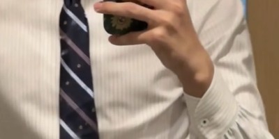 新疆运动男更衣室私密照流出，这大盘鸡真大呀~！