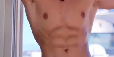 180cm泳池臭脚大包肌肉直男！！