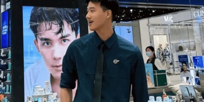 风华正茂的Top奶1，柜哥穿上工作服帅气迷人！