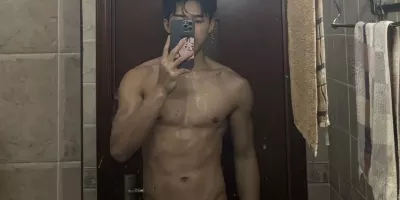 02年深大篮球体育生火了！网友直呼：比易建联有味道……