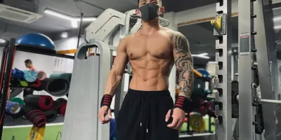 推上20万粉丝的网红，这枚野生男长的太顶啦！