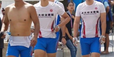 穿紧身裤实力藏不住了!运动男比赛 穿紧身裤实力藏不住了!运动男比赛