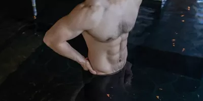 180CM北京体育大学的肌肉男大，胸毛太茂盛了！