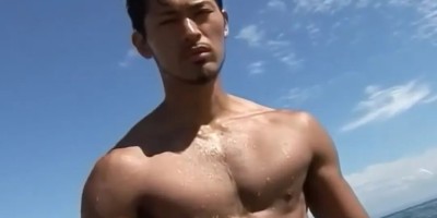 帅哥下海拍片,DVD里的男人,纯天然不打药 帅哥下海拍片,DVD里的男人,纯天然不打药