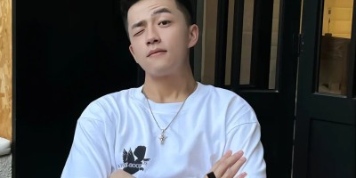 成都这枚体育老师又痞又帅！