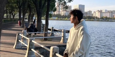 195体育生运动员，大长腿无处安放，腿比命长，好喜欢.......