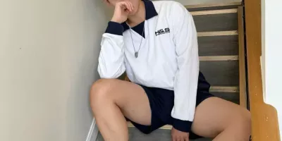 正装、白袜，这样的时尚搭配你能拒绝吗？