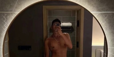 寝室男大体育生短裤裤拉太低自拍？长得太粗壮了！