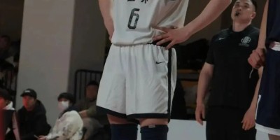 连云港男大篮球体育生，帅到网友犯花痴啊！