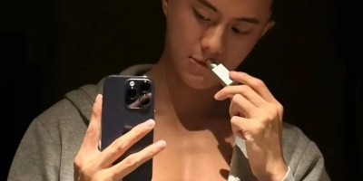 黑皮寸头极品体育生爆火推特，网友辣评："男友一周一换啊"