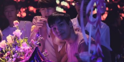 又到泼水节:曼谷正在成为年轻gay的“社交飞地” 又到泼水节:曼谷正在成为年轻gay的“社交飞地”