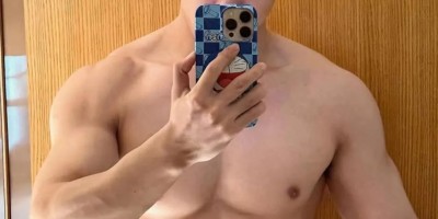 2025男生别乱剪发型，建议试试这3款造型，阳光又帅气！