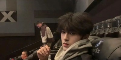 195辽宁体院校草，薄肌男大 少年感满满！曾同时和两位学弟暧昧不清......