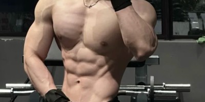 180cm杭州健身教练，宽肩窄腰饱满倒三角，简直帅炸了