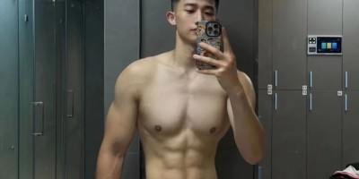 大鼻子小帅实力超强 宽肩细腰肌肉身散出超浓荷尔蒙