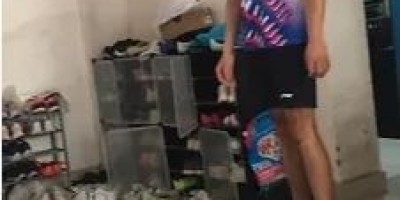 “网红现形记”:专偷体育生内裤、袜子的万粉博主,人赃俱获现场求饶… “网红现形记”:专偷体育生内裤、袜子的万粉博主,人赃俱获现场求饶…