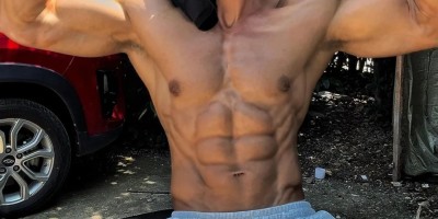 05年185CM黑皮肌肉帅哥,很直也很帅的学弟! 05年185CM黑皮肌肉帅哥,很直也很帅的学弟!