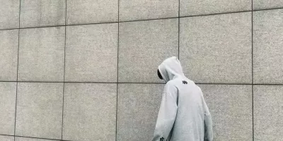 185黑皮篮球体育生，上演三人行片段，现实版燃冬........