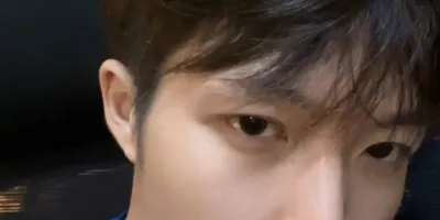 男模肌肉线条绝了，侧脸帅到舔屏！