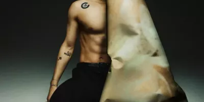 KPOP男爱豆排名出炉：内娱占一半，王嘉尔各大平台断层第一！