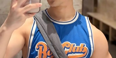 “体育生”必备的3款男生发型，清爽干净，剪完阳光帅气有魅力！