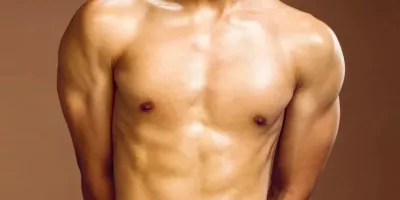 全网疯求的「撕漫男」DK再进化！黑暗禁欲系写真引爆G圈尖叫潮