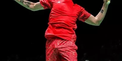 被刘姥姥采访的林丹超短裤叉太开满屏?流量密码太会了 被刘姥姥采访的林丹超短裤叉太开满屏?流量密码太会了