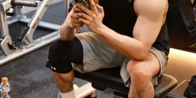 实力宠粉！颜值不输小鲜肉，前大厂健身男神颜值身材双绝杀