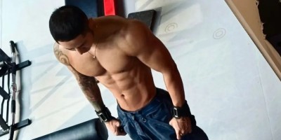 山东195cm黑皮猛1体育生，粗腿大包超性感.......