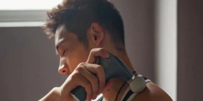 长的很精神又很帅气，魅力肌肉体育生