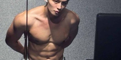 不给刷100万就骂人？网红帅哥被放出来以后，在ins上成了极品天菜……