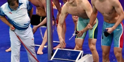 英年早婚男艺人：新歌宣传秀肌肉，结果惨遭吐槽？！