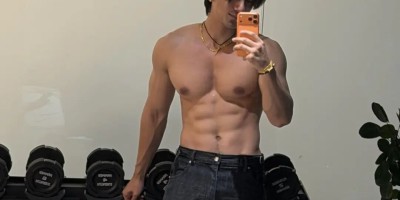 浓眉大眼的温润少年感腹肌帅哥运动博主雨田